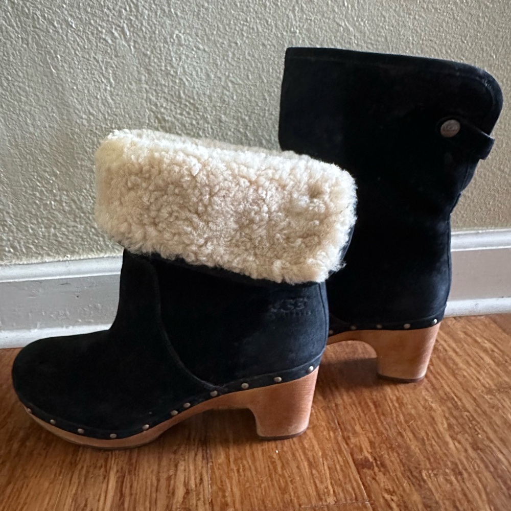 Ugg Boots with or without the Fur, size 7